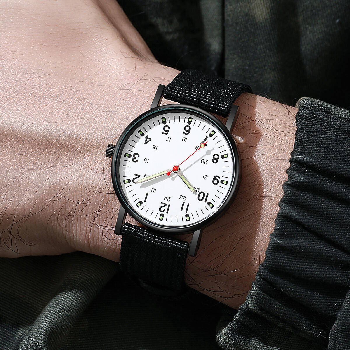 Мужские часы, повседневные спо – обзор и цена Solar Powered Watch